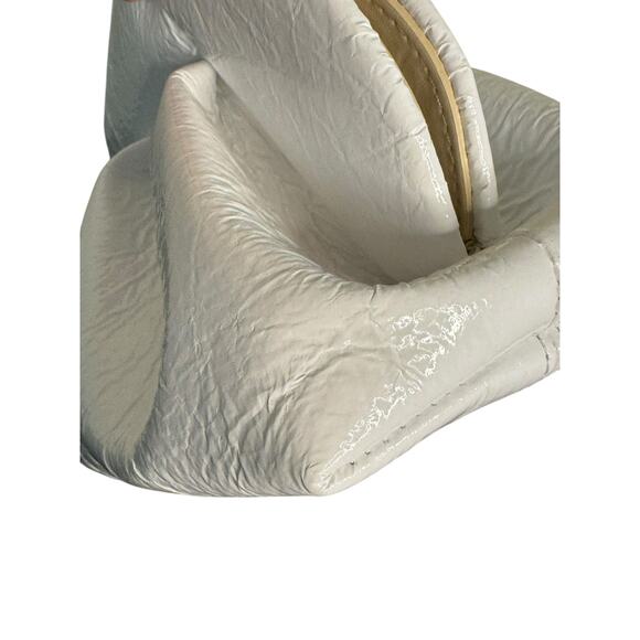 Themoire NWT Tia Pineapple Clutch Bag in Shell - Picture 15 of 16